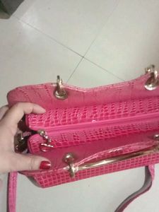💝t&#39;s A Branded Bag 🛍️ Beautiful ❤️ Baby Pink
