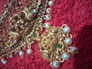 Jewallery Temple Choker Gold Matte Finish