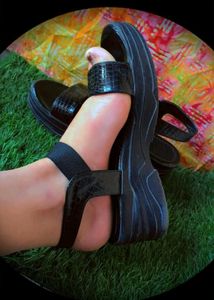 Black Sandals!🖤