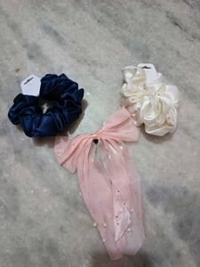 2 Crunchy 1 Hair Bow Clip