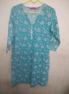 Women&#39;s Kurti