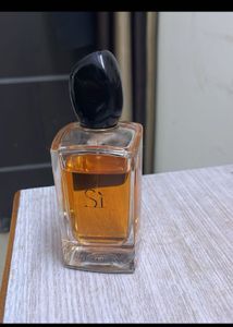 Giorgio Armani Si Perfume