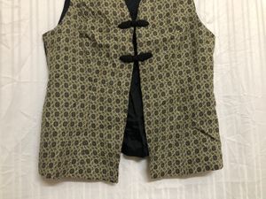 Petite Black Printed Vest