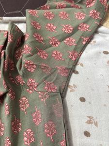 Floral Print Tunic Top