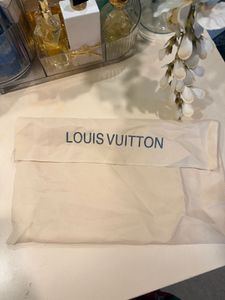 Authentic  Louis Vuitton  Metis East West
