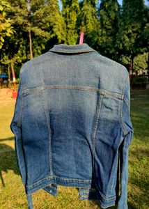 Trendy Blue Denim Jacket for Women