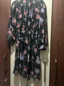 Floral Print Tie-Waist Dress