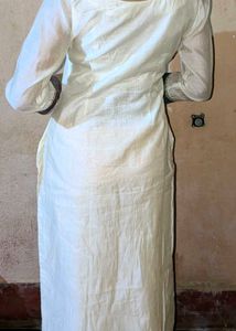Beautiful Ethnic Embroidered Kurti