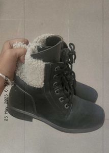 Black Boots