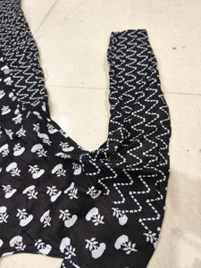 Black & White Printed Leggings