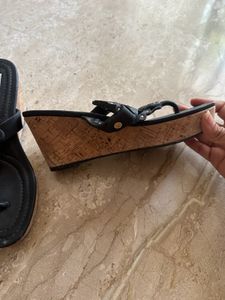 Rosso Brunello Black Wedges