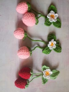 Crochet Strawberry 🍓 Keychain 🤩(150 Each)