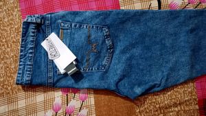 ROADSTER SKINNY JEANS FOR WOMENS