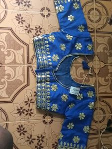 Women&#39;s Blouse