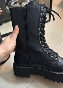 H&amp;M Platform Heeled Boots size 39-40