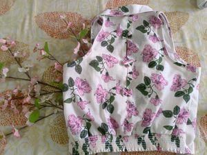 Sleve Less Top With Skirt
