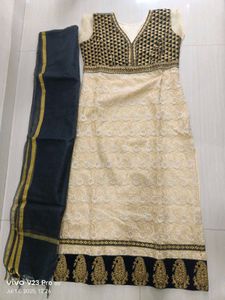 Elegant Embroidered Kurta Set