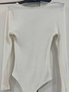 WHITE RIBBED BODYSUIT