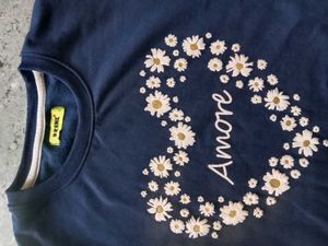Full Sleeve Blue Top Or Sweatshirt