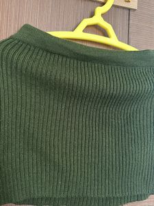 Strechable Short Bottle Green Skirt