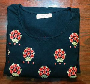 Solid Black Elegant Kurti