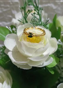 Leafy Design Ring