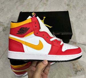 NIKE AIR JORDAN 1 HIGH LIGHT FUSION RED UK 7