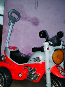 Kids&#39; Motorcycle Ride-On Toy