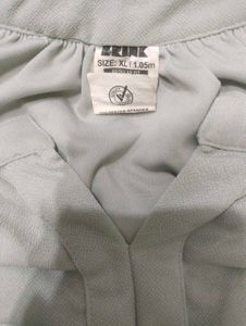 a casual fitted, classy looking top
