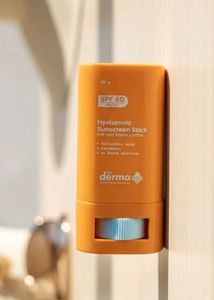 The Derma Co Hyaluronic Sunscreen Stick SPF 60
