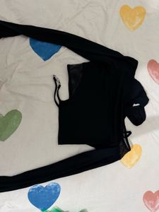 Cut Out New me thumb hole top