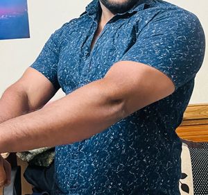 Used Navy blue Shirt