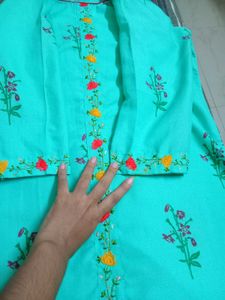 Floral Print Kurti Pajama And Chunni