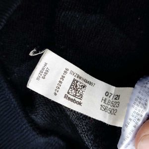 Reebok Black Sweatshirt For Mens And Womens