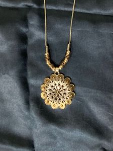 Dual Toned German Silver Floral Pendant Necklace