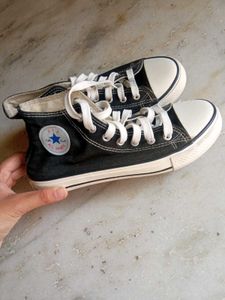 Converse Like Shoes