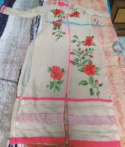 SAlE!Beautiful Georgette Kurta With Inner