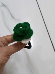 Green Knitted Flower Hair Clip