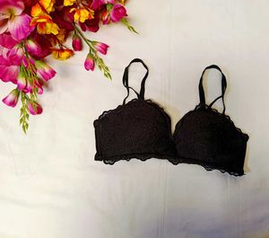 🇳🇿💫💗 Black Lace Bralette