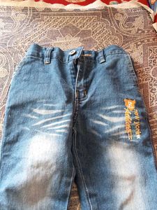Boy&#39;s Light Wash Jeans