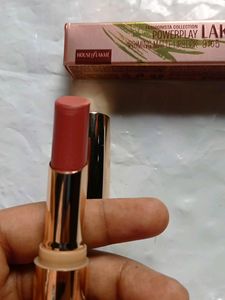 Lakme  Priming Matt Lipstick 9 To 5