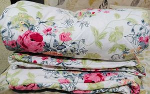 Beautiful Red White&#39; ❤️Comforter