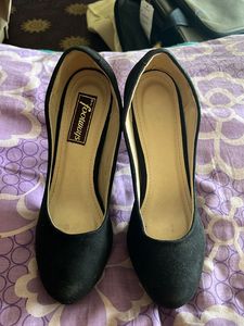 Black Footways Heels