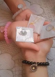 Dainty Daisy Bracelet &amp; Necklace Combo