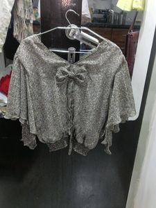 Printed Sleeve Crop Top With Bow On The Back