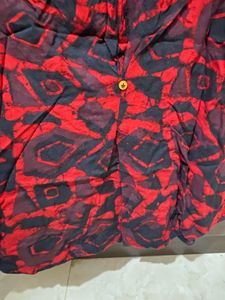 Red &amp; Black Printed Top