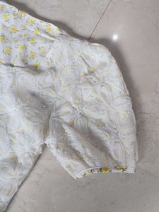 Floral Lace Puff Sleeve Top