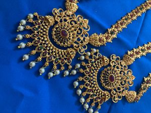 Necklace Set