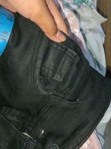 Black Skinny Jeans