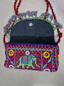 Sling Bag (Gujrati Style)